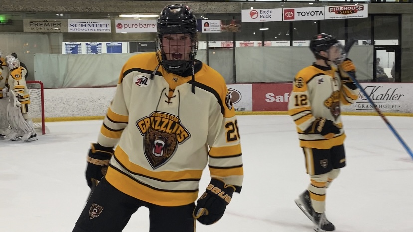 Grizzlies Too Much for the Cyclones in Game 1 of the Weekend