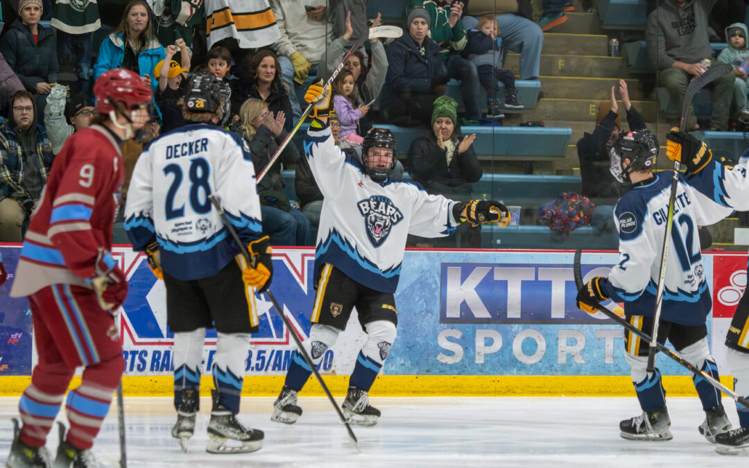 Polar Bears End Weekend on High Note, Beating Woodsmen 4-3 Saturday Night