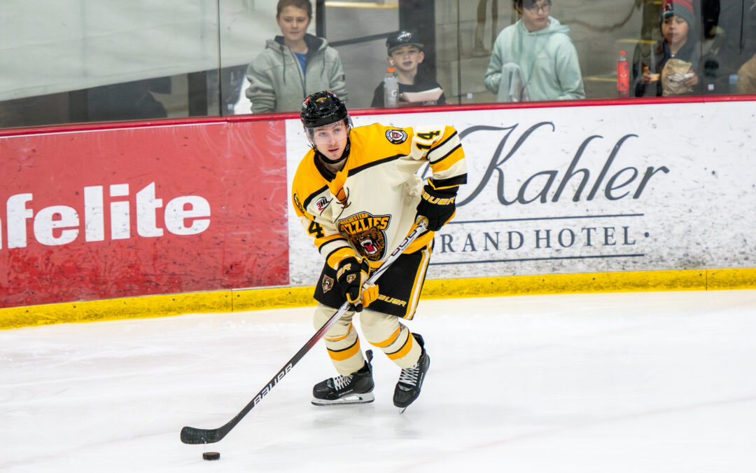 Grizzlies Fall to Woodsmen in Close Game – Look to Playoffs Next Weekend