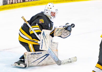 Grizzlies win hard-fought Thanksgiving Eve bout against Blizzard