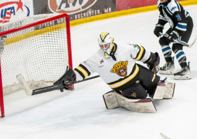 Grizzlies trade Calum Keating for Future Considerations